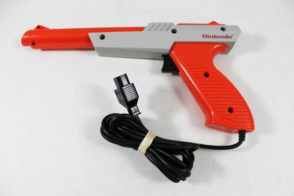Nintendo Zapper Ase (k&auml;ytetty)